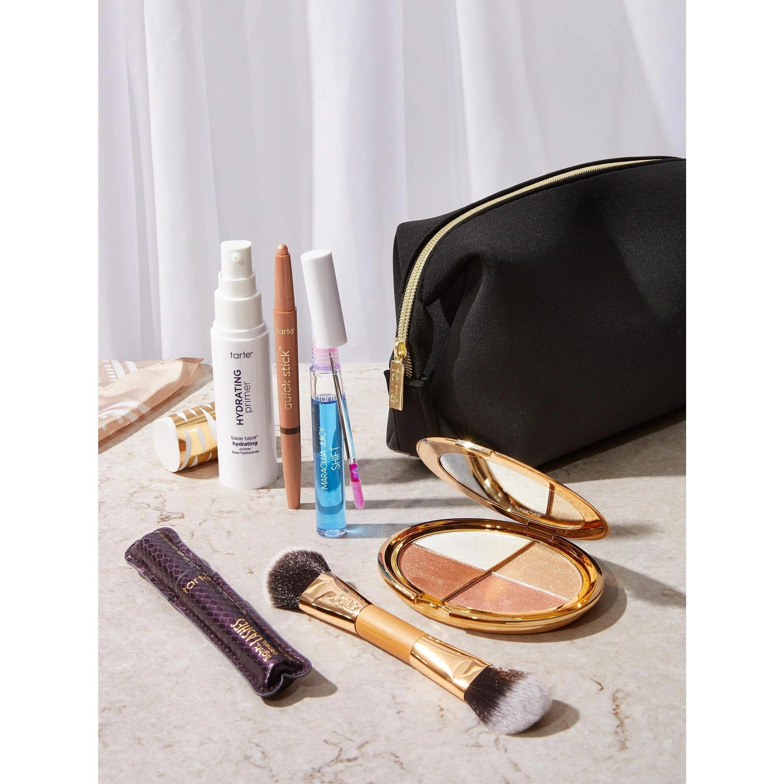 Multi-Use Glow Palette – Silky Highlighter for Face & Eyes